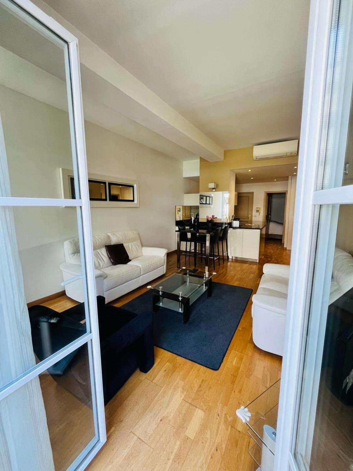 Ferienwohnung Golden Triangle 2Br/2Ba Cannes Exterior foto